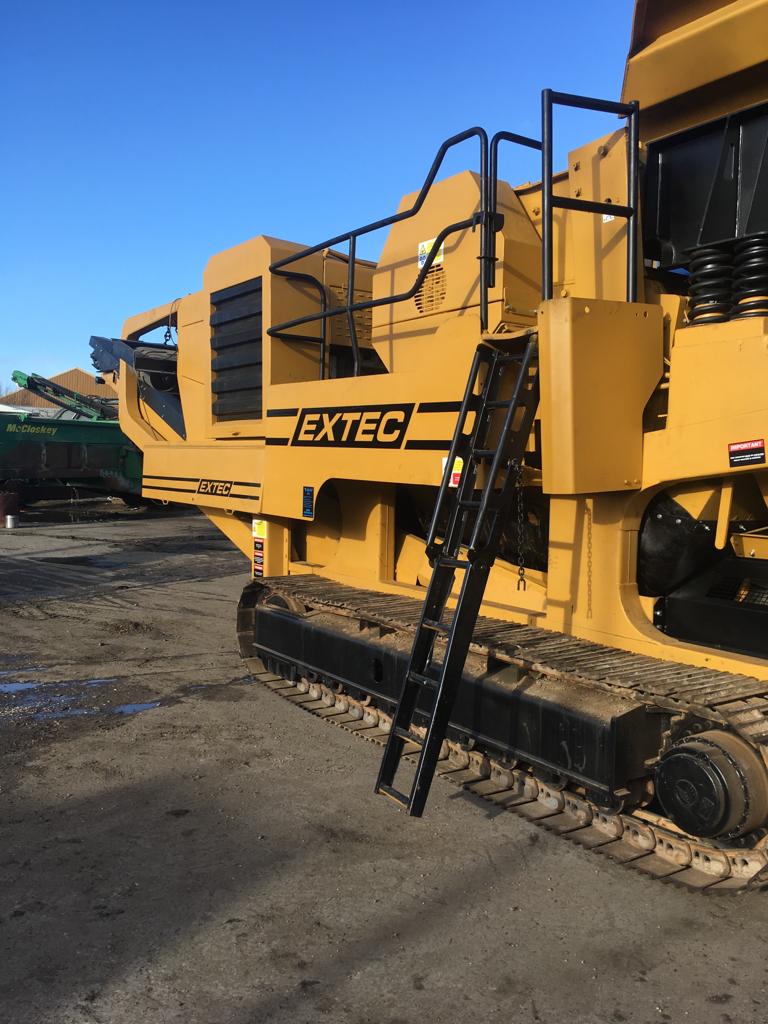 Extec screener for sale at the iMachinery yard