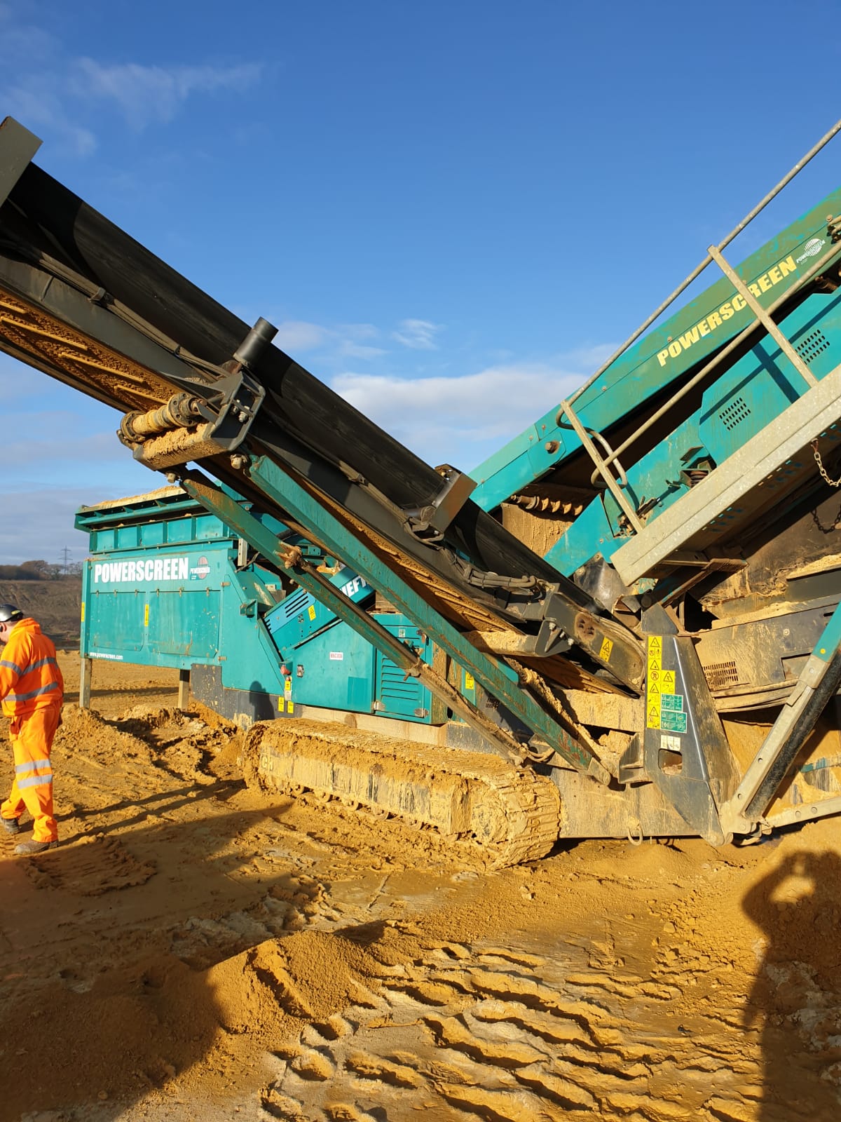 Powerscreen Chieftain screener in the iMachinery yard
